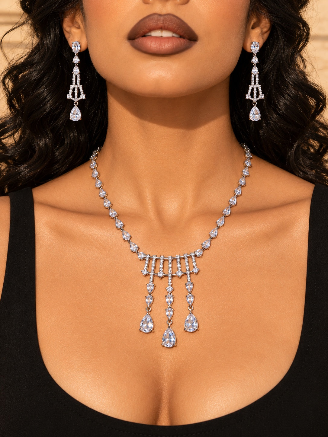 Niska AD stone teardrop necklace set – front model