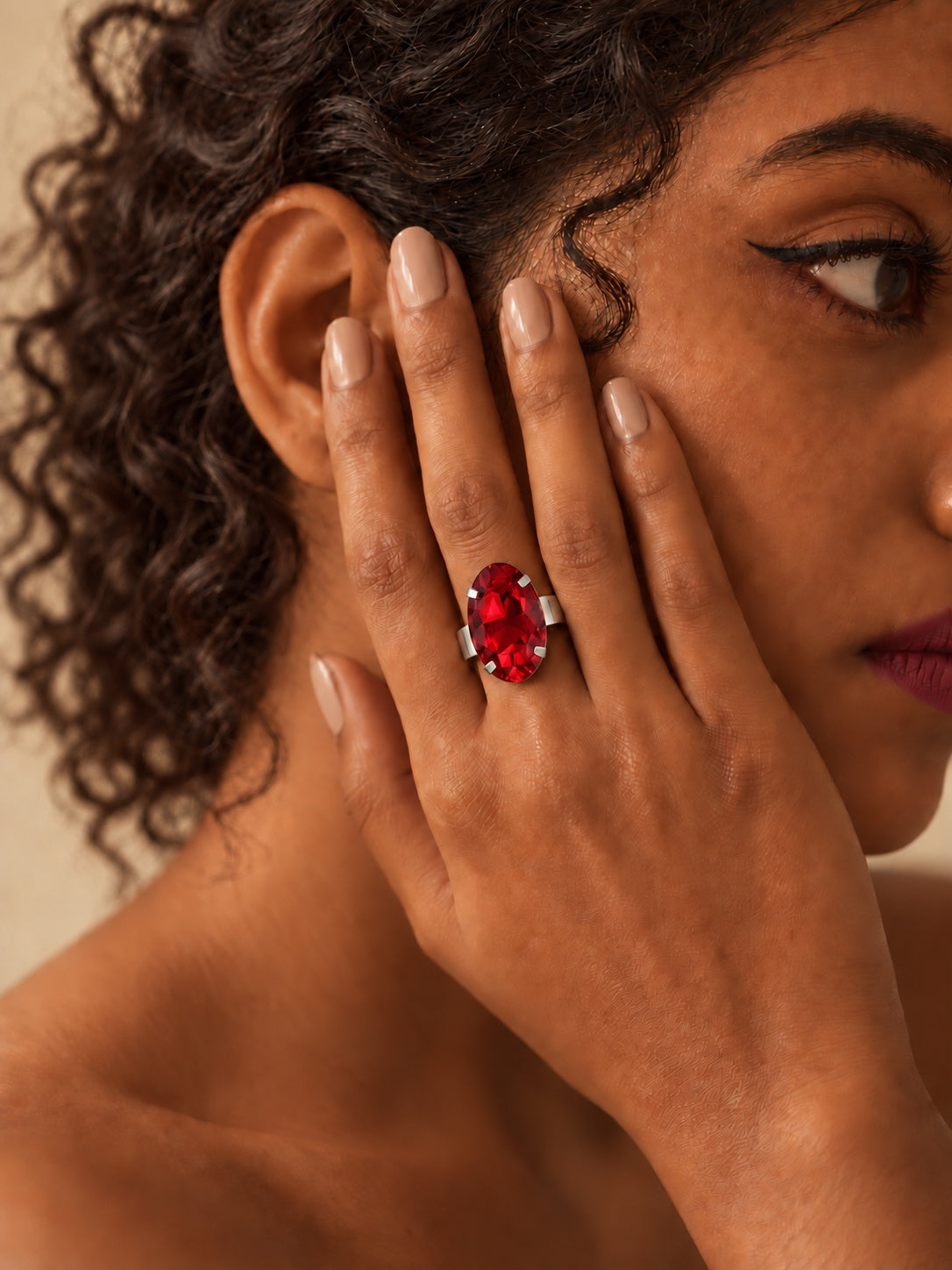 Niska red oval stone replica statement ring in a silver-tone setting