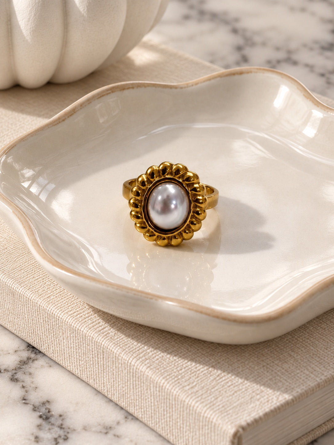 Niska oval pearl-look gold-tone statement ring product view 2