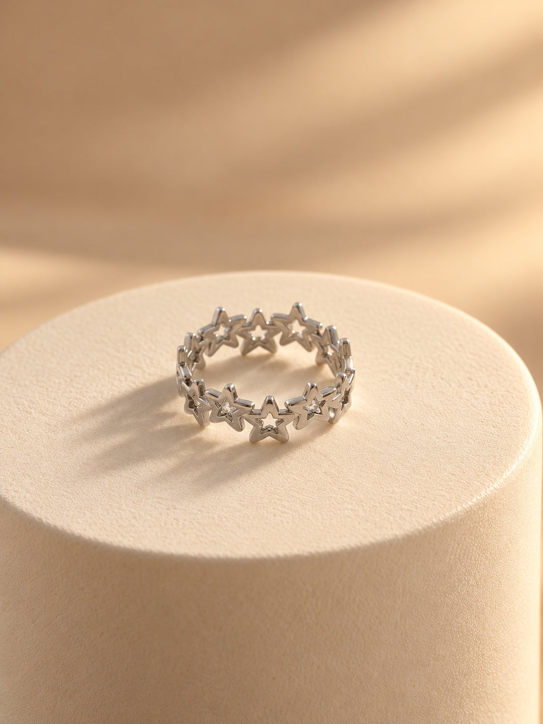Niska open star replica ring – campaign image 8