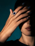 Niska Midnight Blue Halo Silver Replica Statement Ring RI26N10427 – model wearing ring on index finger