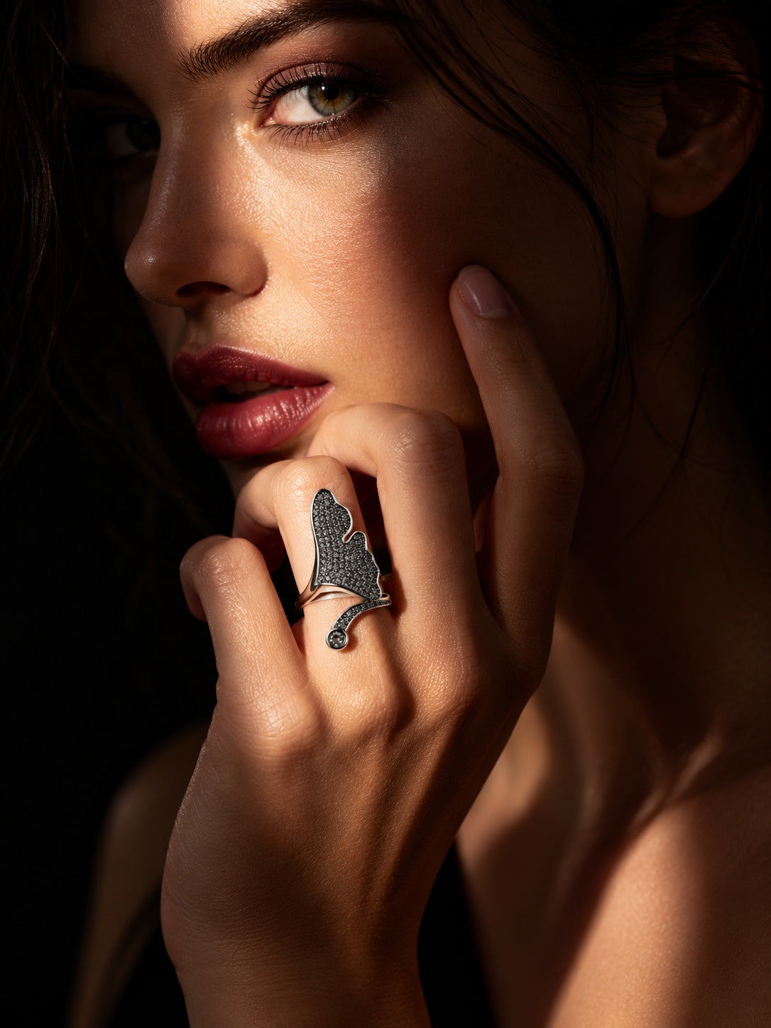 Niska sculptural AD stone statement ring worn by model