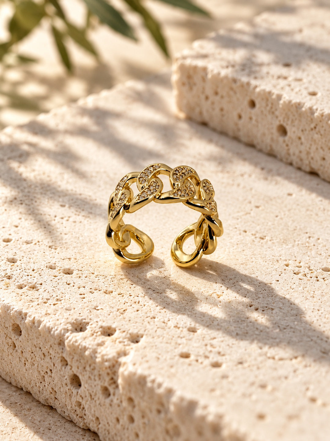 AD stone chain link ring open band view
