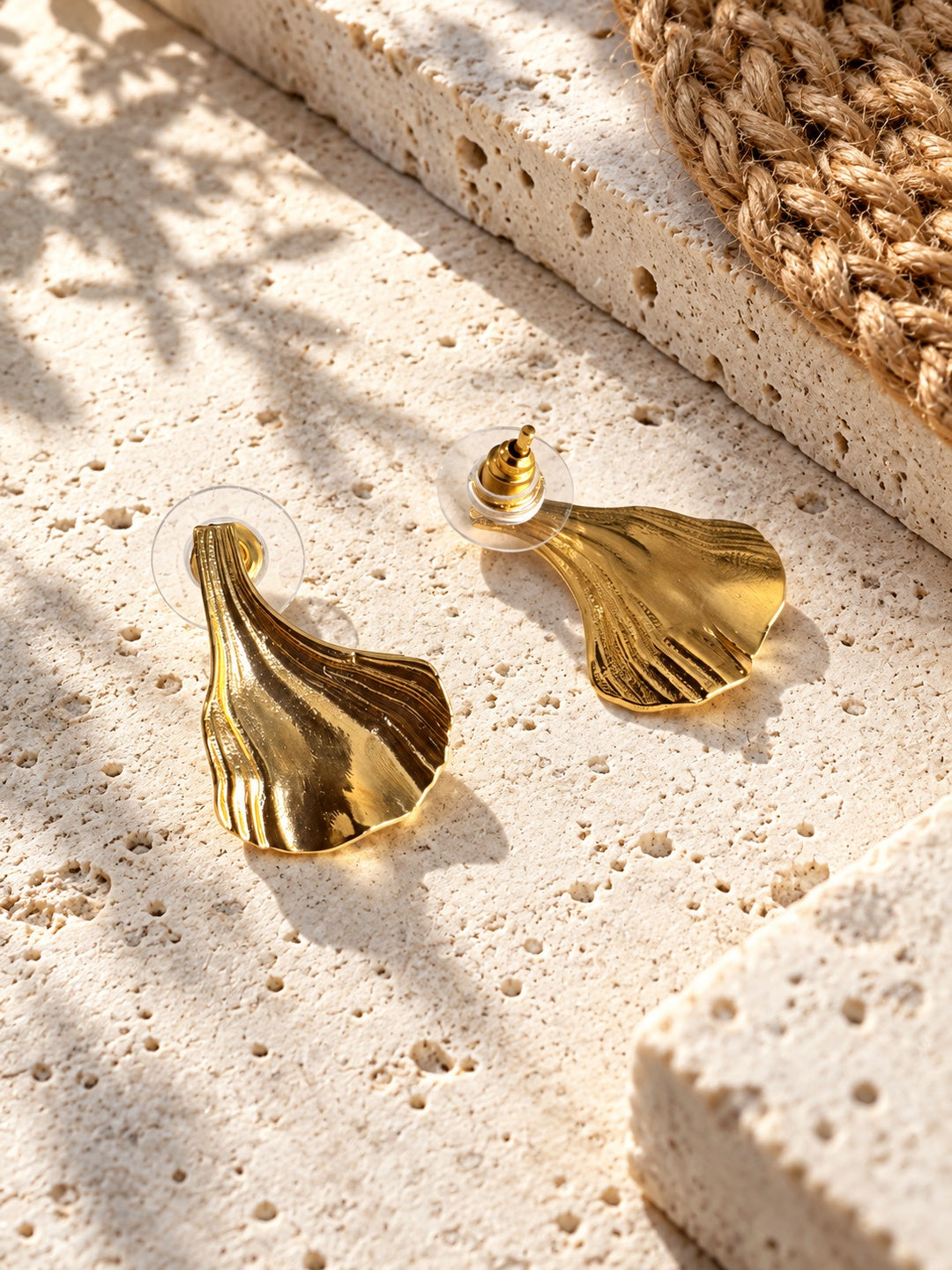Niska gold-tone fan earrings ER26N20089 product view 3