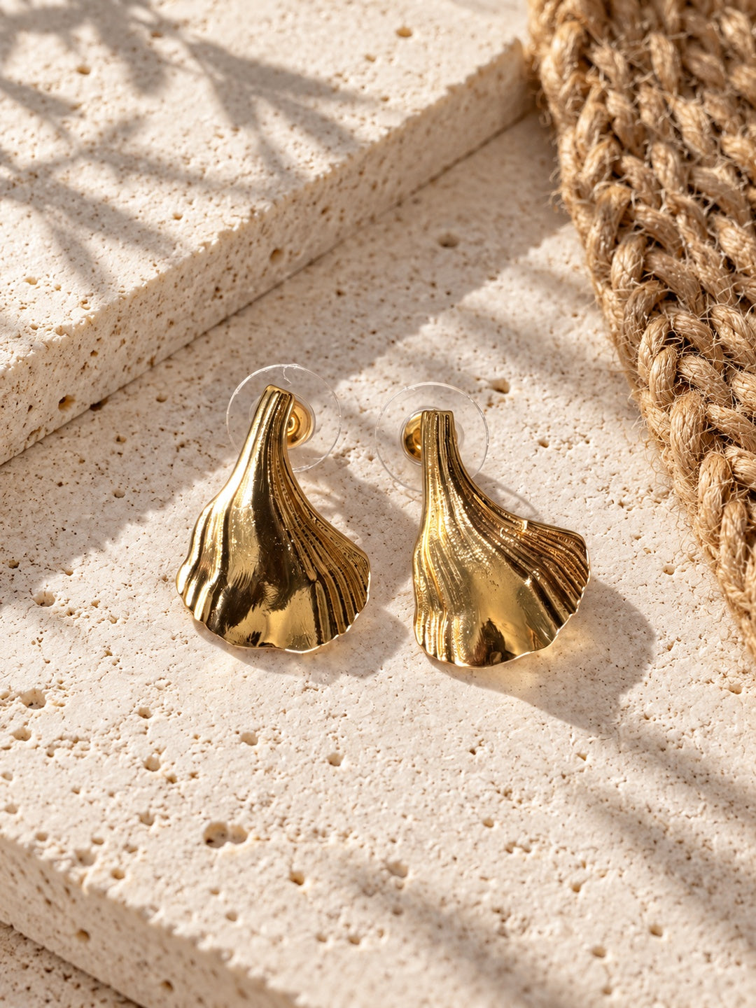 Niska gold-tone fan earrings ER26N20089 product view 6