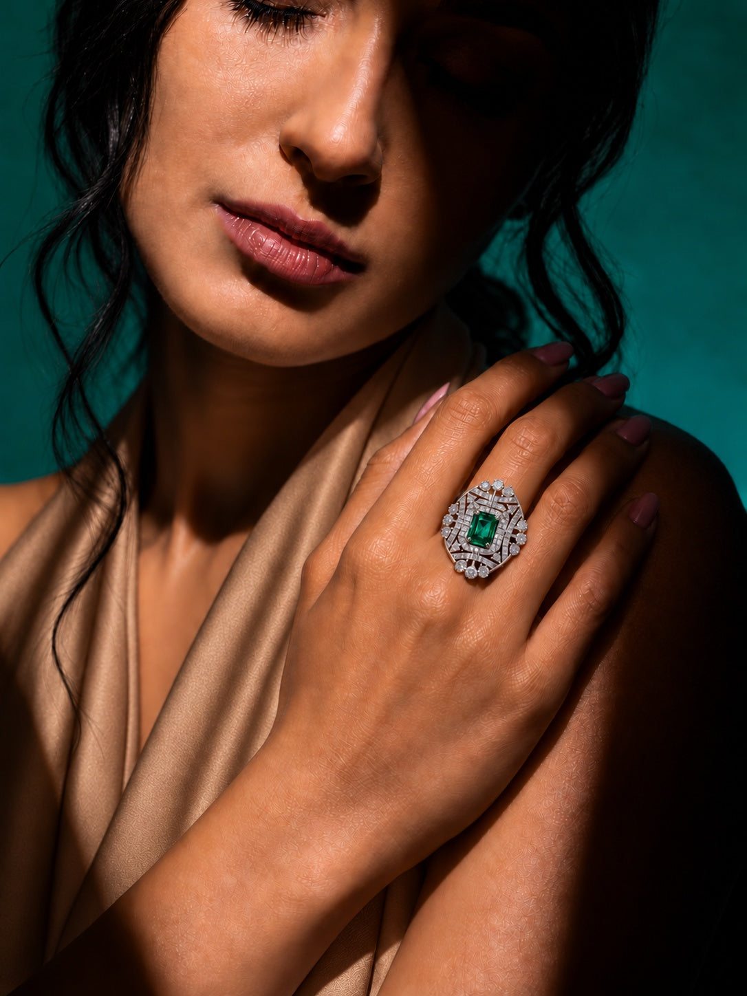 Niska green AD stone statement ring RI26N10453 on model in light brown dress