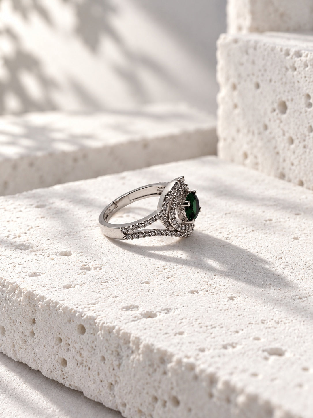 Niska green oval AD stone swirl ring in silver tone