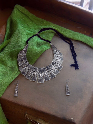 Niska Elegant Oxidised Jewellery Set